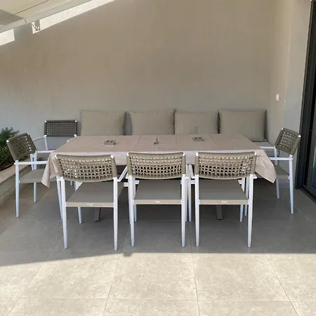 Mare Luxury By Elia Mare ניאה מודאניה