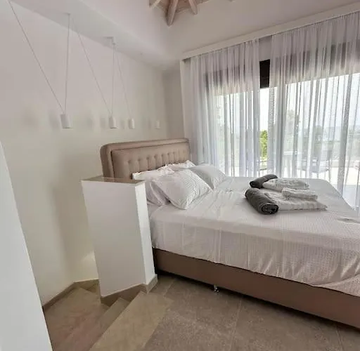 Mare Luxury By Elia Mare