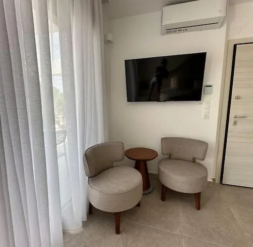 Mare Luxury By Elia Mare בית נופש ניאה מודאניה