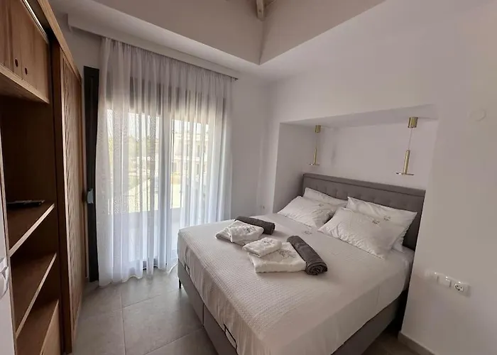 Mare Luxury By Elia Mare *