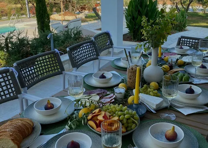 בית נופש Mare Luxury By Elia Mare ניאה מודאניה