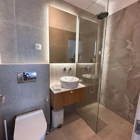 Mare Luxury By Elia Mare *